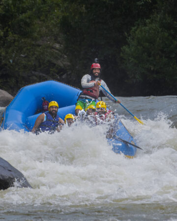 coorg river rafting barapole